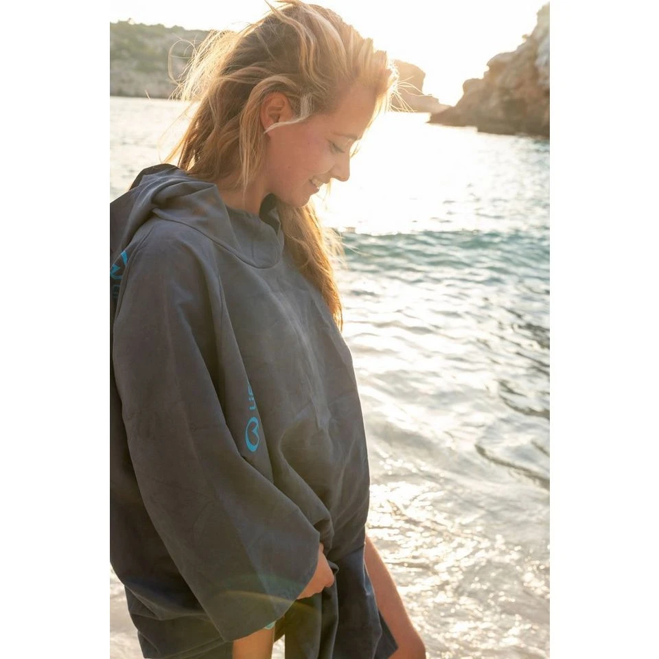 Lifeventure Changing Robe 5 Lifeventure Changing Robe - Image 3