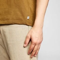 Mountain Equipment Men's Hex Logo T-Shirt 16 Mountain Equipment Men's Hex Logo T-Shirt -Berghaus Store go 376588 f