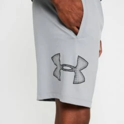 Under Armour Men's Tech Graphic Shorts -Berghaus Store go 524218 d